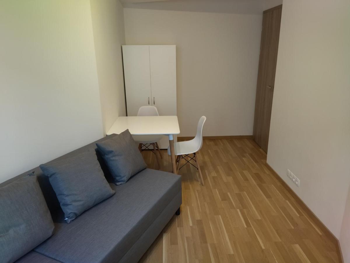 Brand New One Bedroom Apartment #54 In Brand New Building With Free Parking Praga Exterior foto